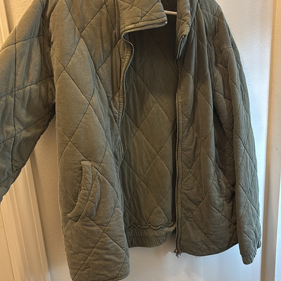 Olive Green Quilted Jacket - Picture 4 of 4